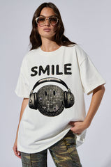 SMILE RHINESTONE DETAIL OVERSIZED TSHIRT IN WHITE
