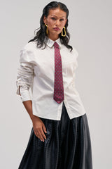 OFFICE BADDIE POPLIN BUTTON DOWN BLOUSE