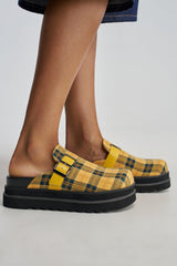 AZALEA WANG OBLIQUE YELLOW PLAID PLATFORM CLOG