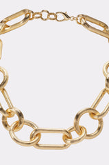 CAN'T BEAT MY OUTFIT CHAIN NECKLACE IN GOLD