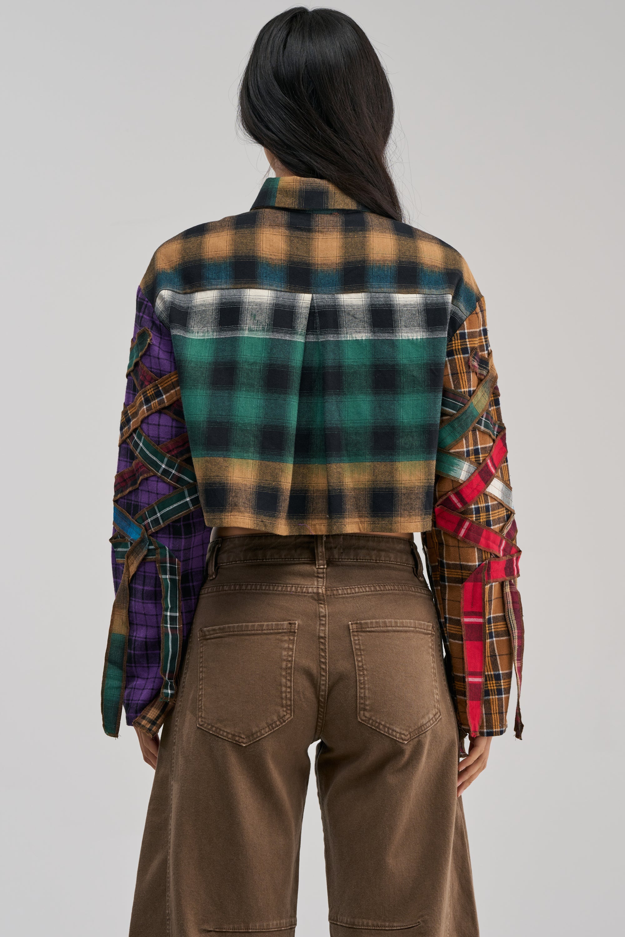 CRAZY FEELING MIXED PLAID BUTTON DOWN