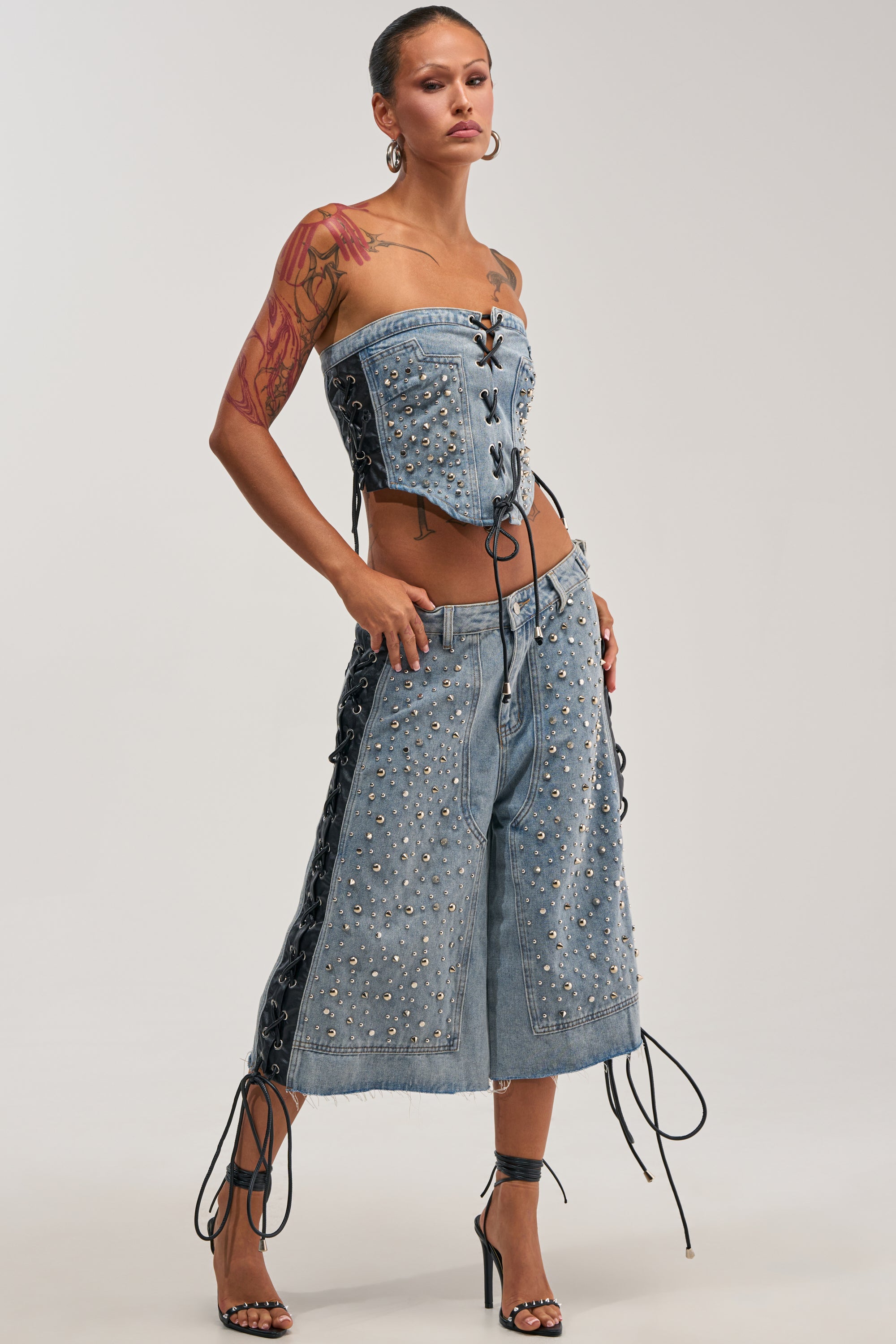 HONEY BABY BERMUDA SHORT