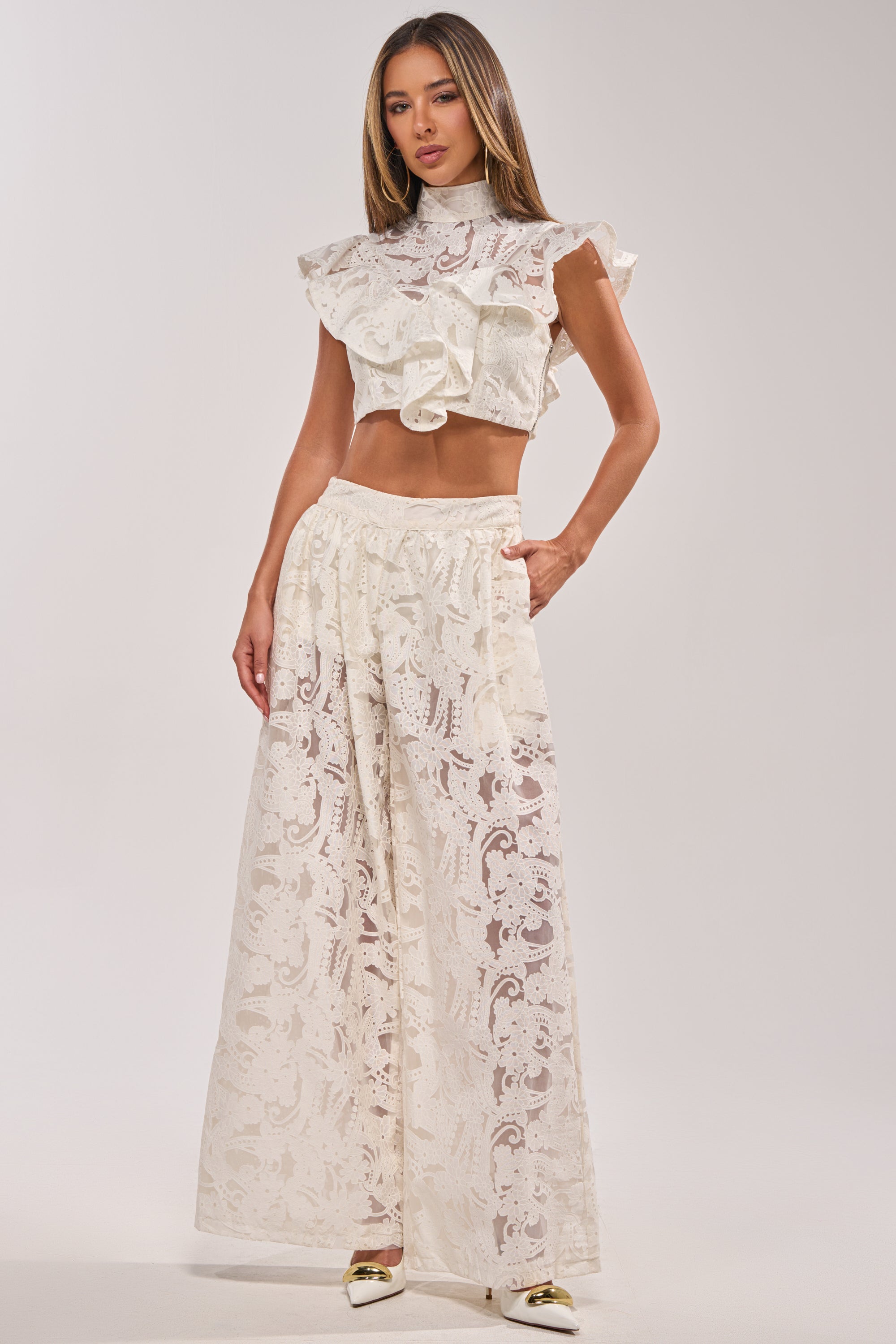 EMMA EMBROIDERED CROPPED BLOUSE