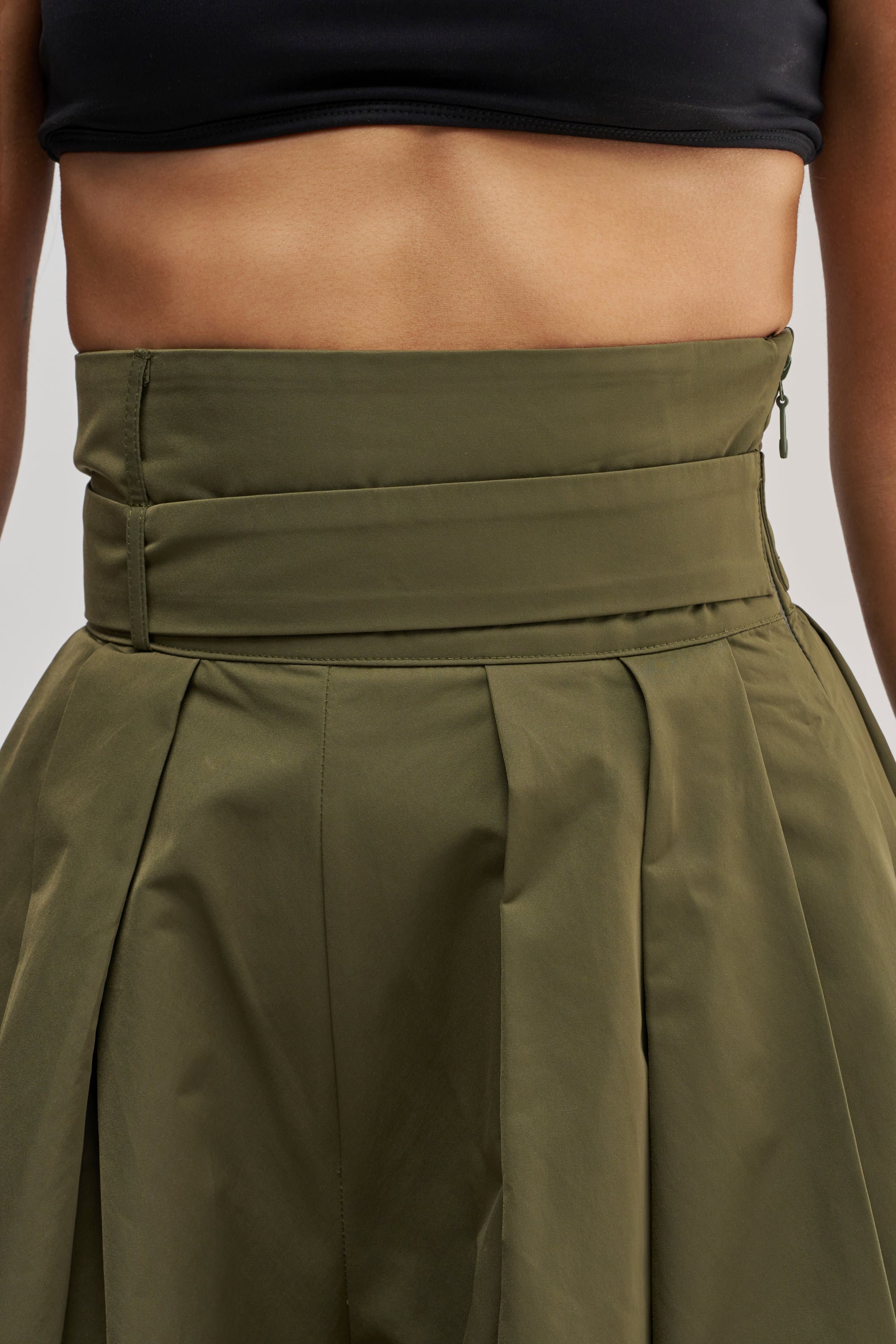DISCO DOLL TROUSER IN OLIVE