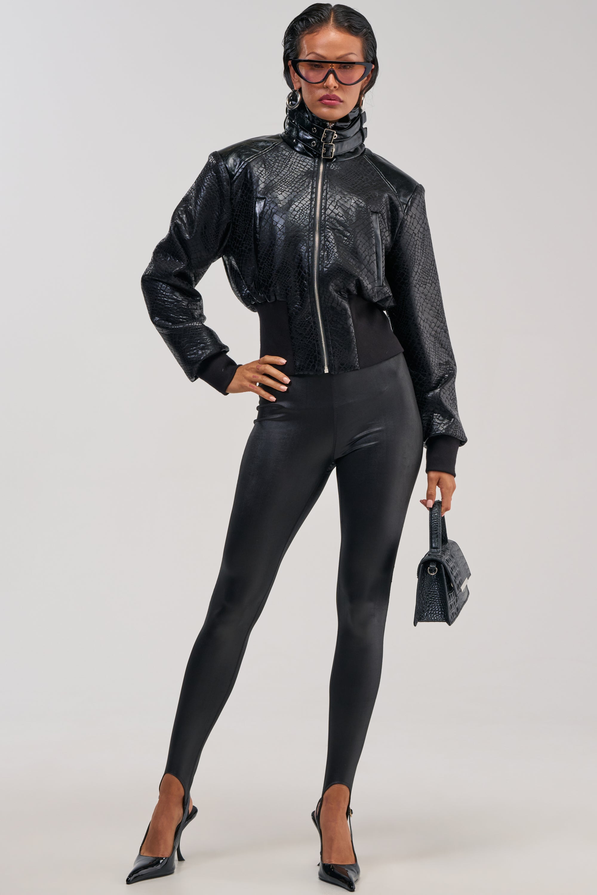 LOVE IS IN THE AIR STIRRUP LEGGING