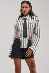 ON TOP POPLIN BUTTON DOWN