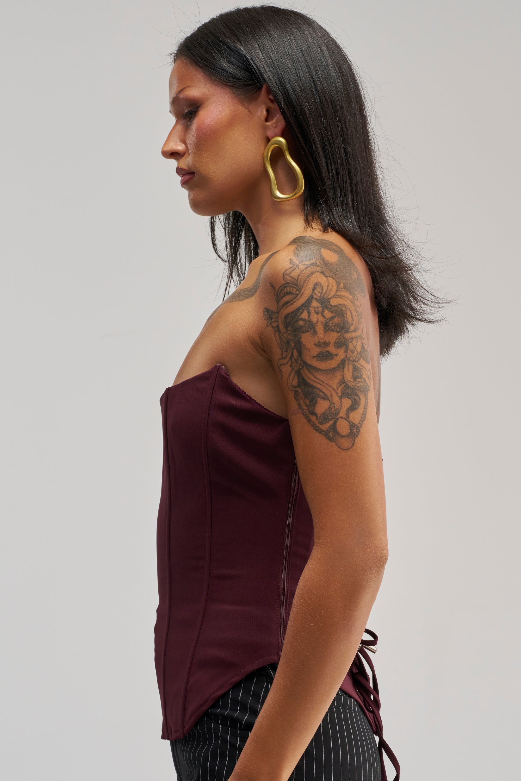 EVERYDAY LUXE CORSET IN BURGUNDY