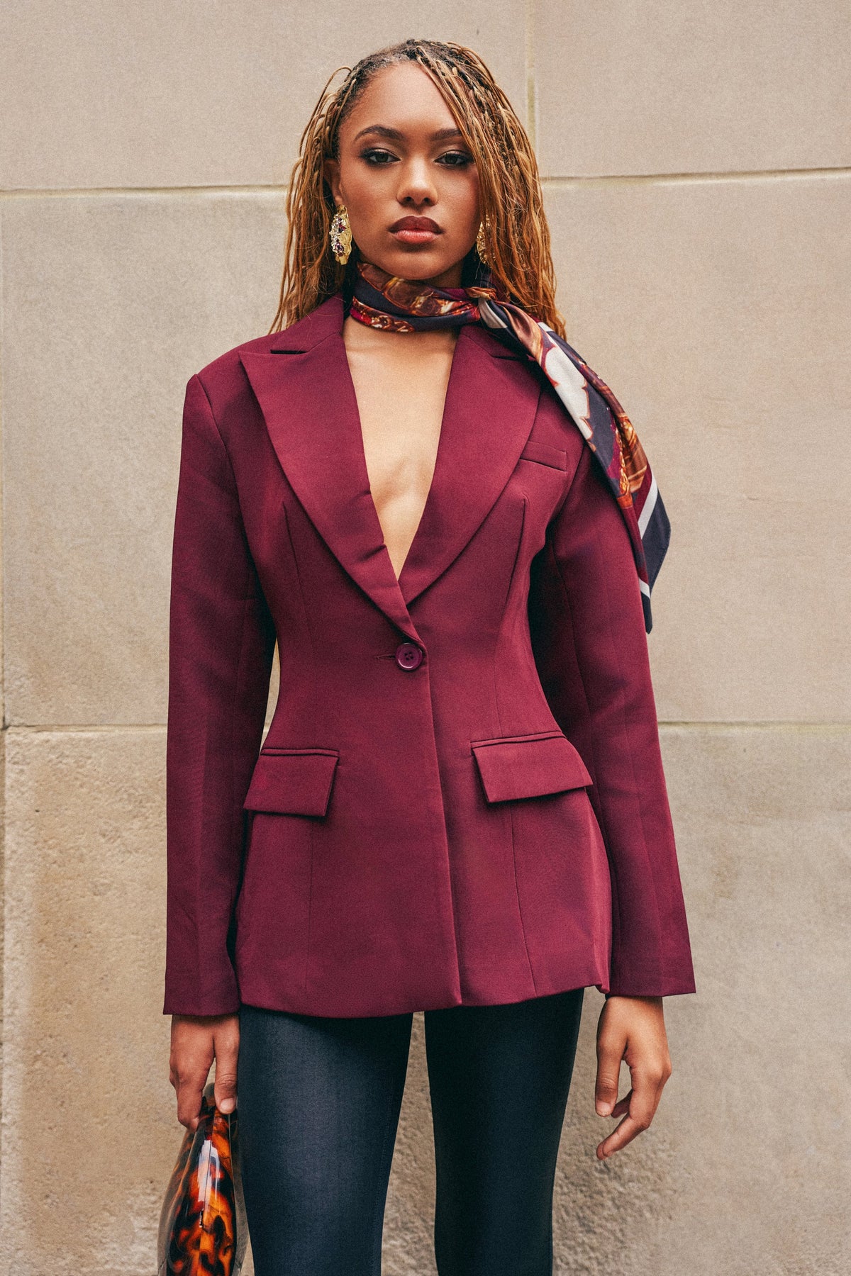 EVERYDAY LUXE BLAZER IN BURGUNDY