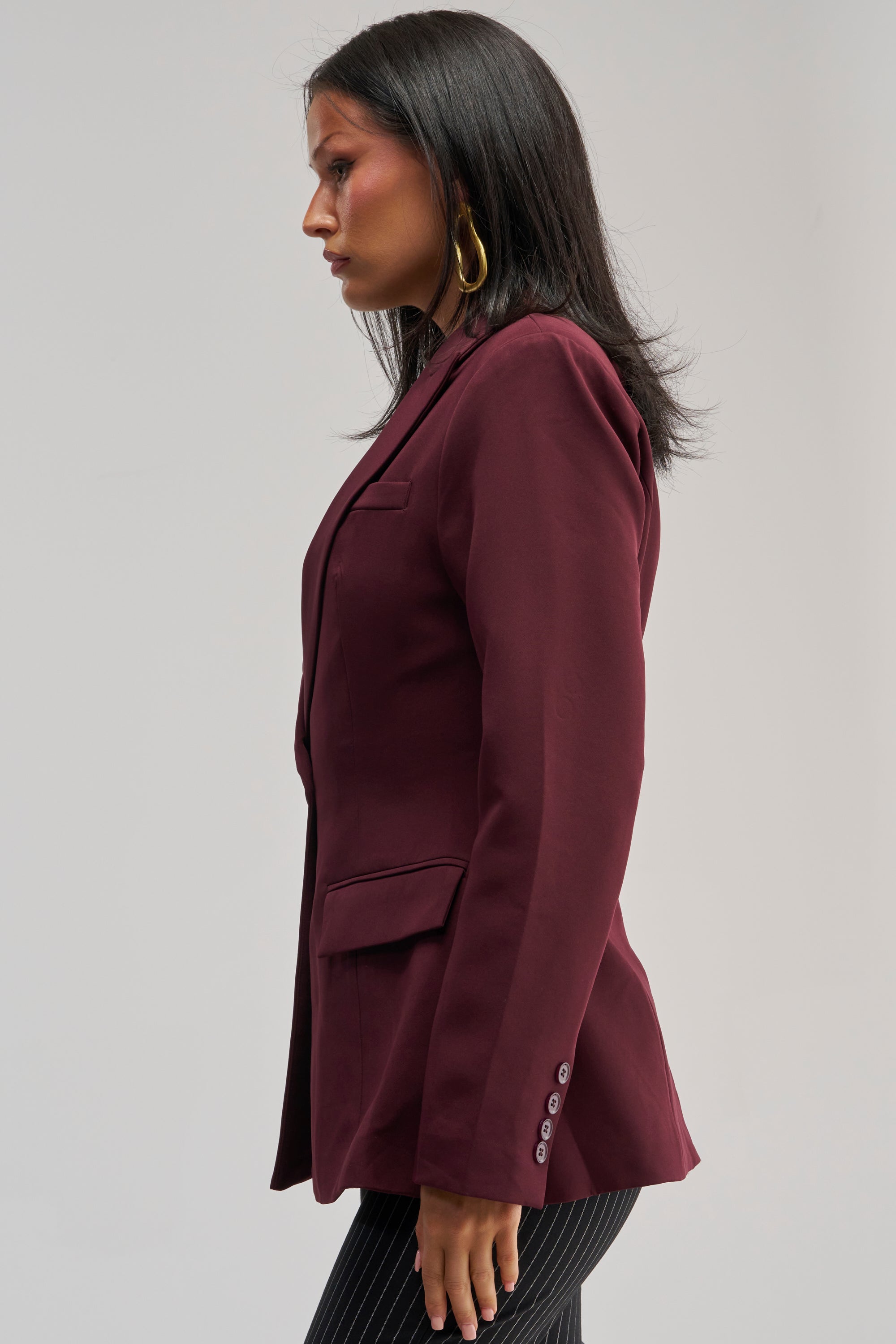 EVERYDAY LUXE BLAZER IN BURGUNDY