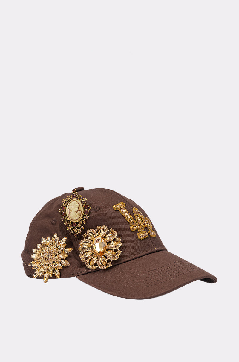 LA BADDIE HAT IN BROWN