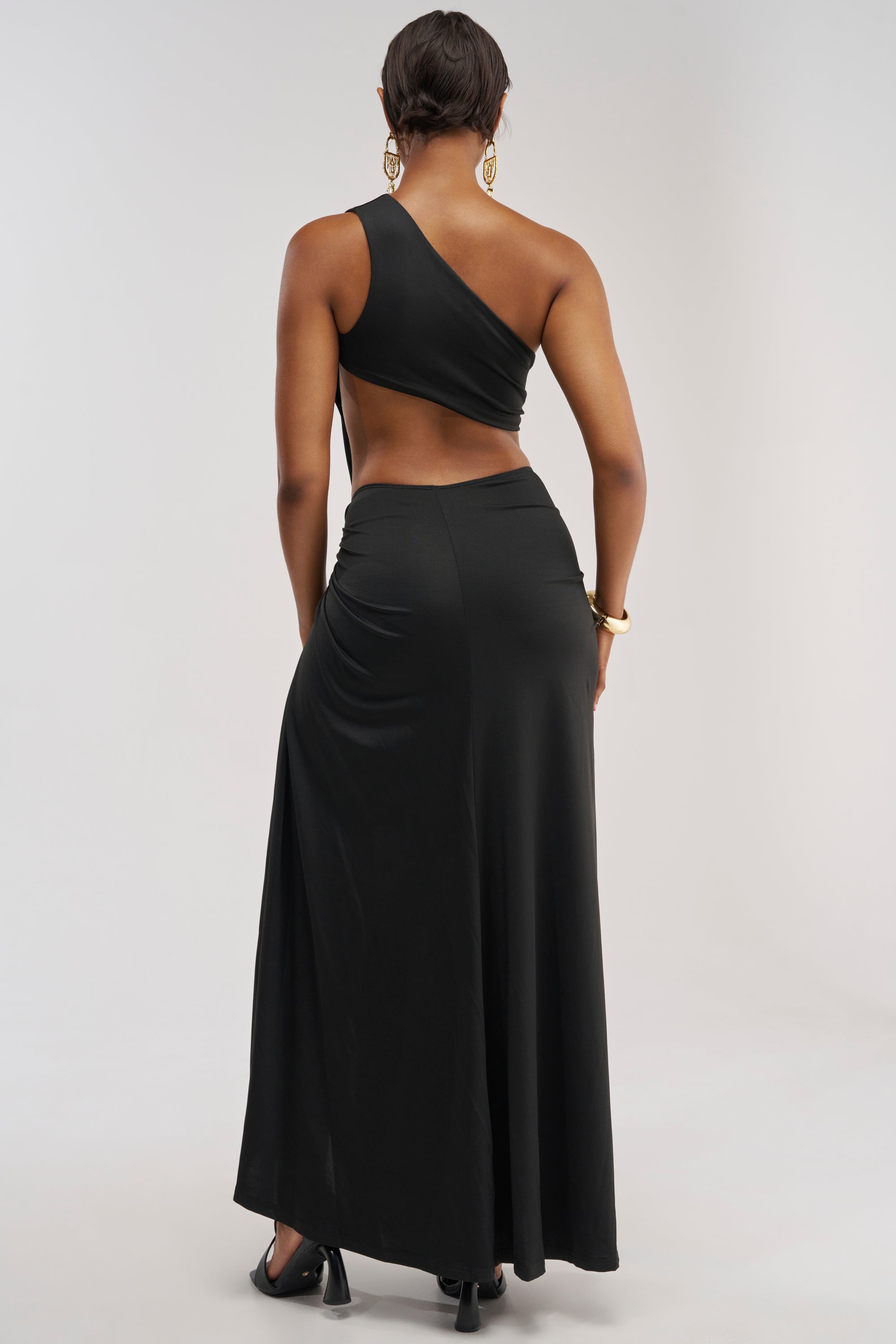 HEARTBREAKER ONE SHOULDER MAXI DRESS IN BLACK