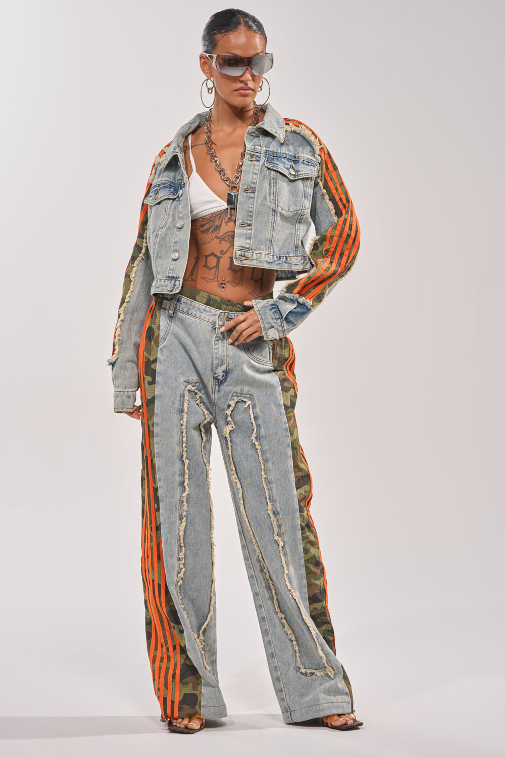 ALL AROUND THE WORLD AGAIN RELAXED FIT DENIM