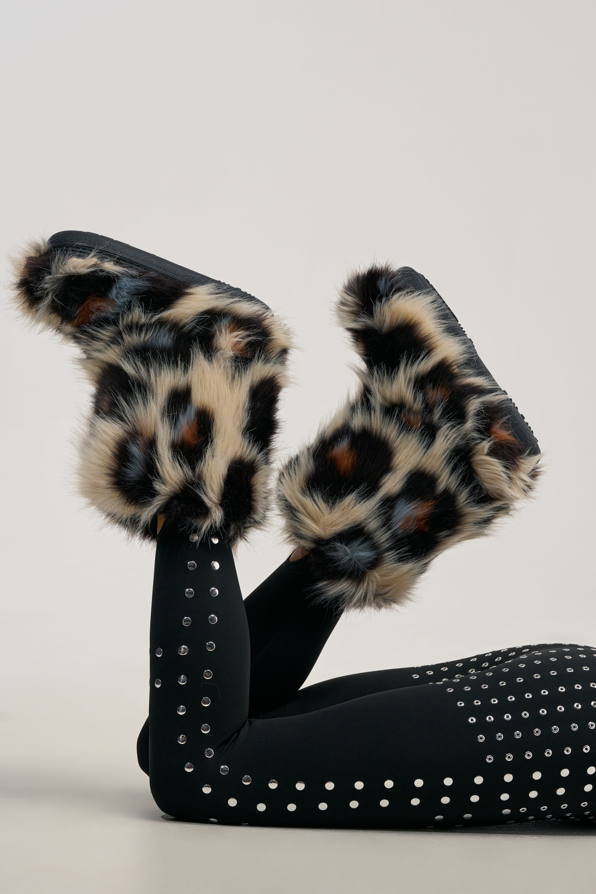 AZALEA WANG ALBERT LEOPARD FLAT FUR BOOTIE