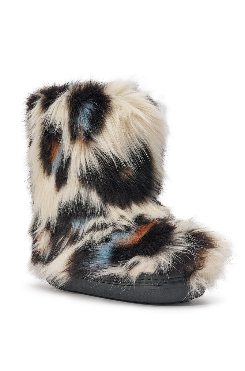 AZALEA WANG ALBERT LEOPARD FLAT FUR BOOTIE