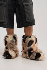 AZALEA WANG ALIXIA BROWN MULTI FLAT FUR BOOTIE