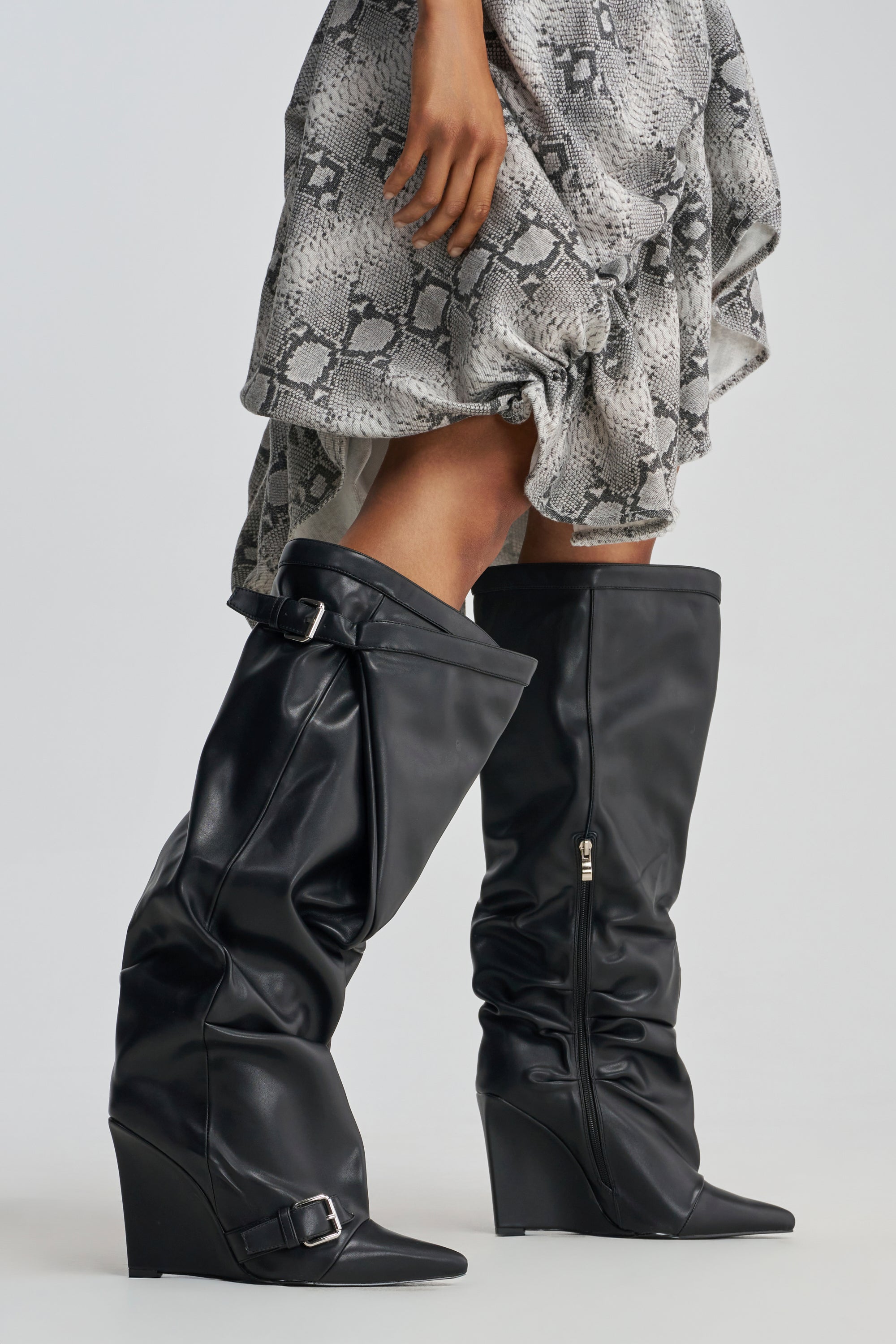 AZALEA WANG ARACELI BLACK BELTED DETAIL WEDGE BOOT