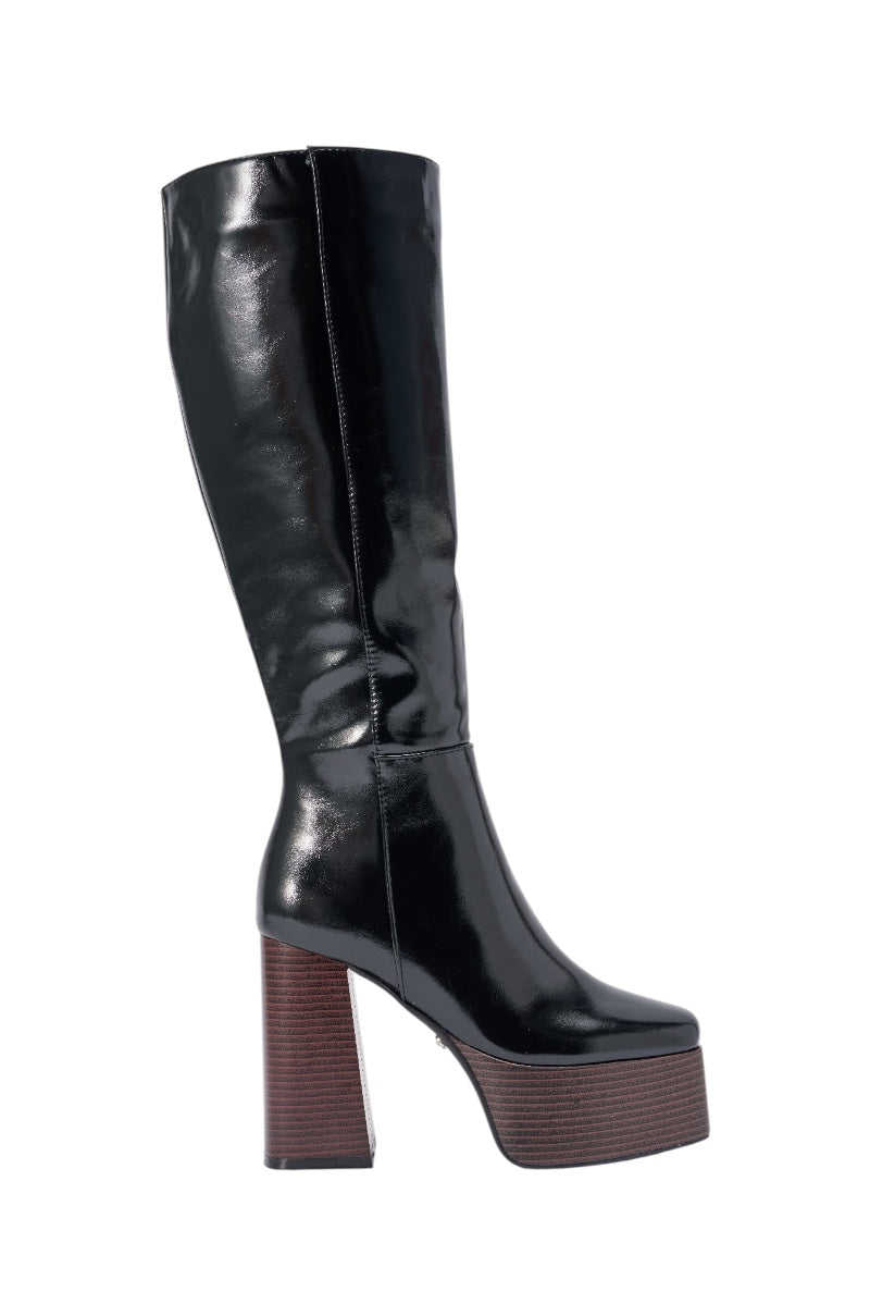AZALEA WANG AUGUSTINE BLOCK HEEL BOOT IN BLACK