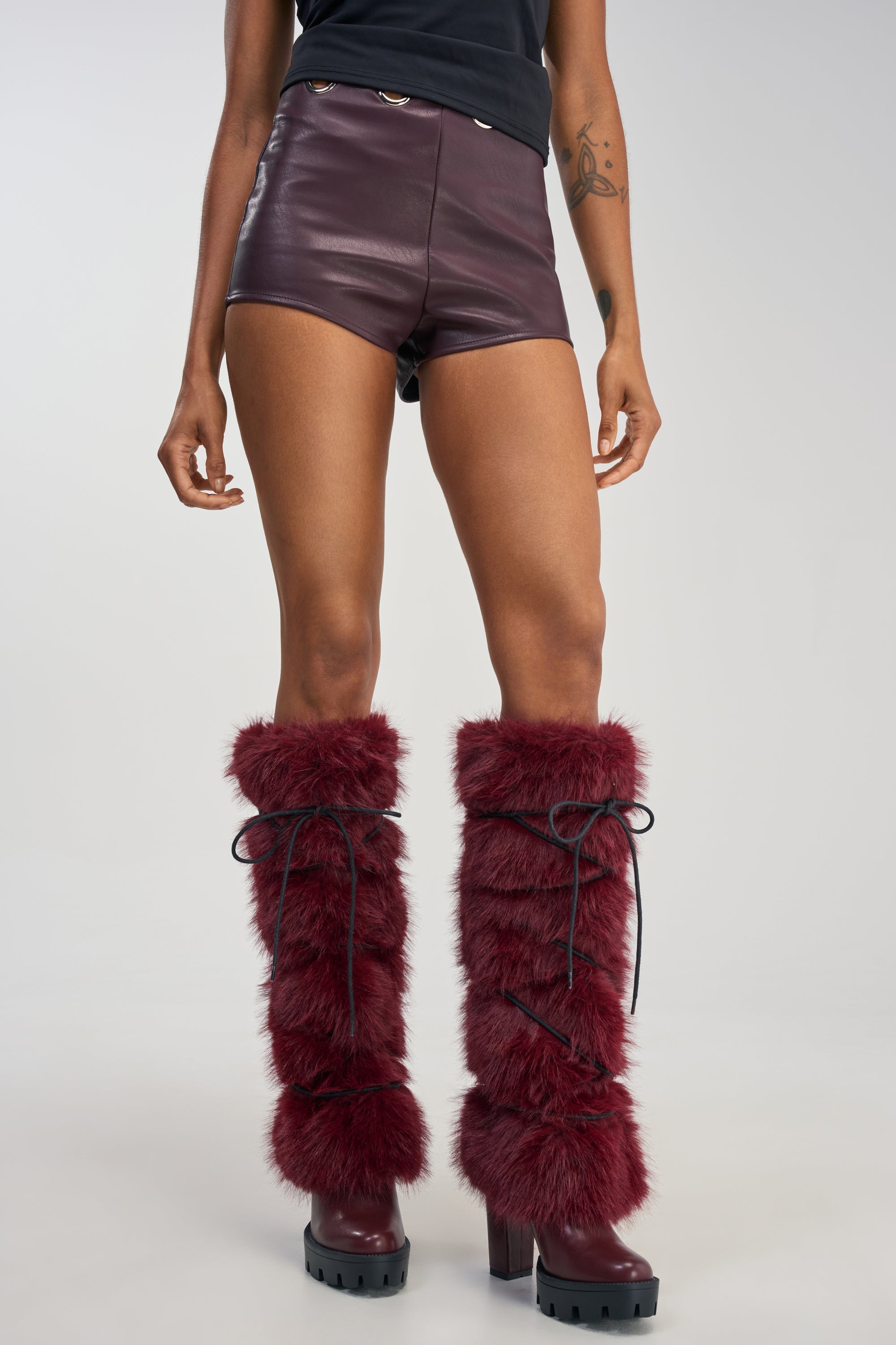 AZALEA WANG CYRENE BURGUNDY FUR BLOCK HEEL BOOT