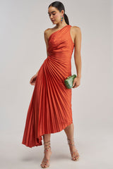 MIDNIGHT MAVEN SLEEVELESS MAXI DRESS IN RED