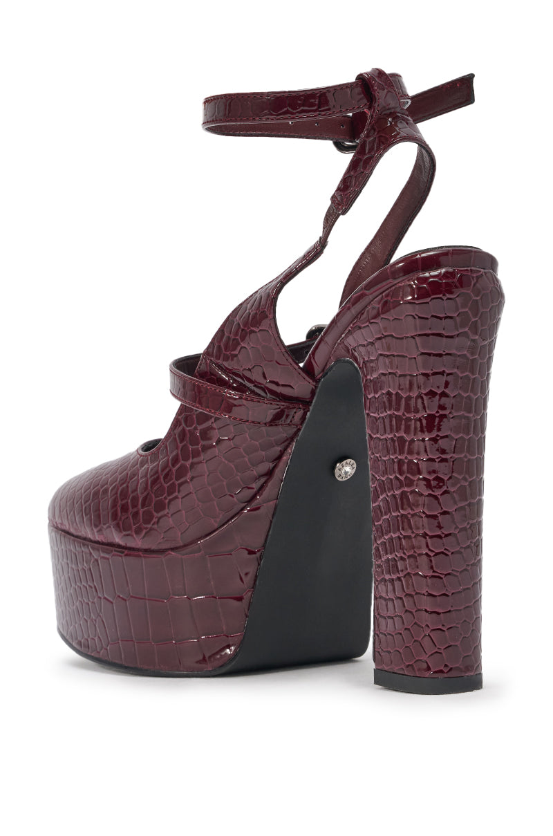 AZALEA WANG FELICIA BURGUNDY CROC PLATFORM PUMP