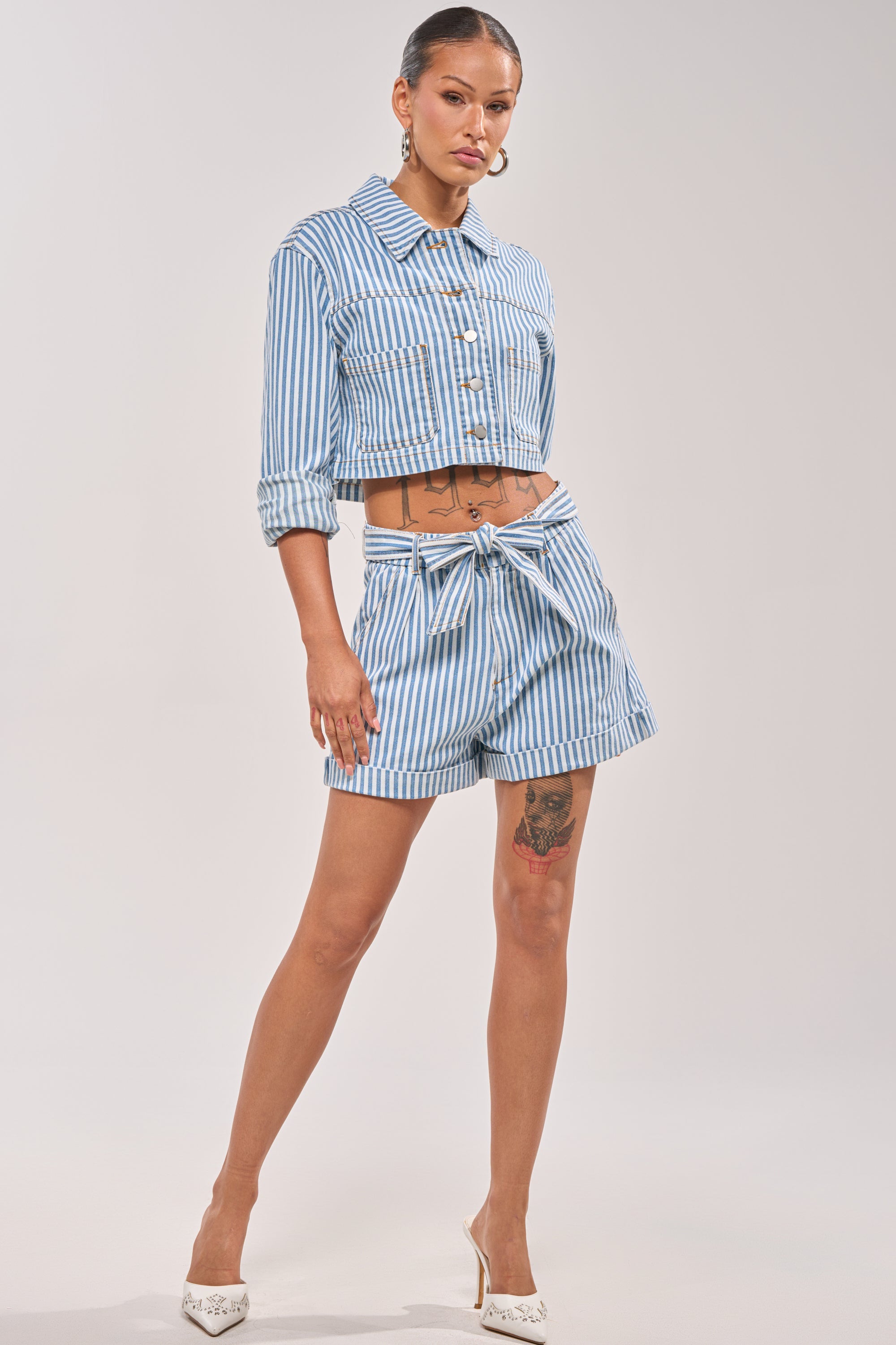 VACA VIBES BUTTON DOWN
