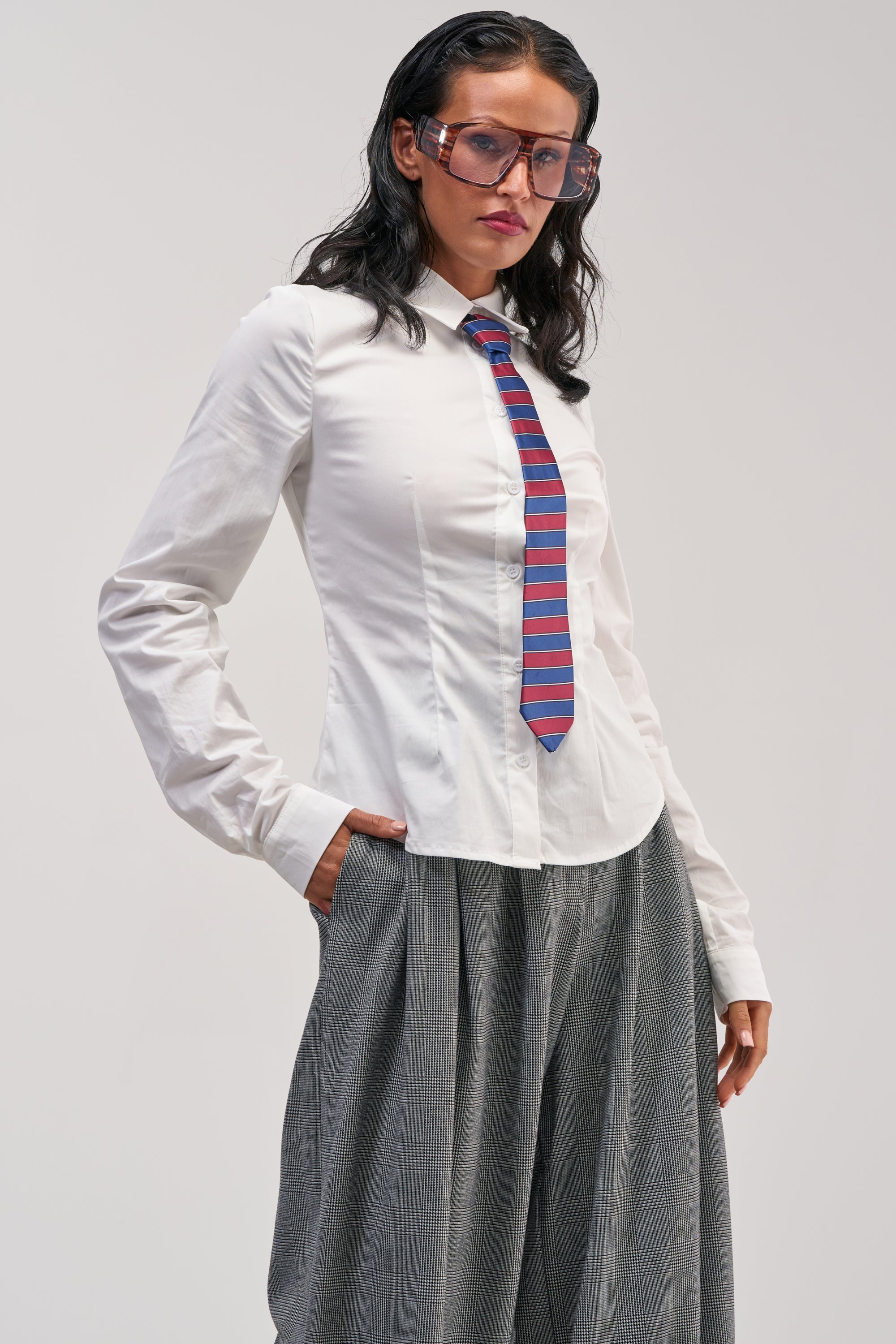 WORK HARD PLAY HARD BUTTON DOWN