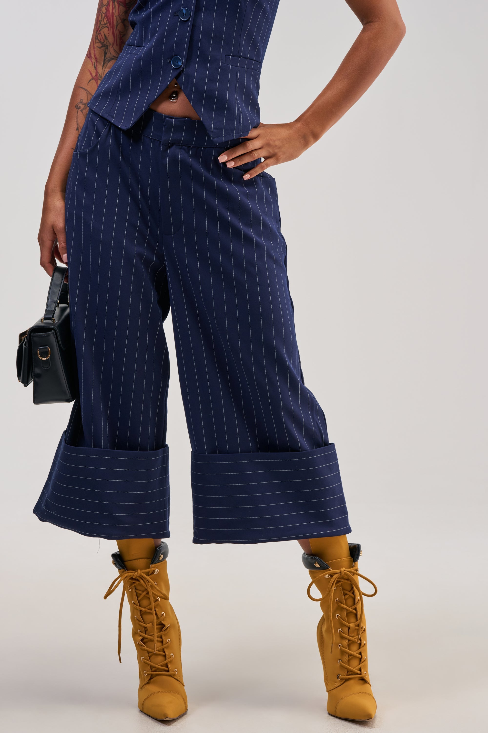 BIG BANK STRIPED GAUCHO