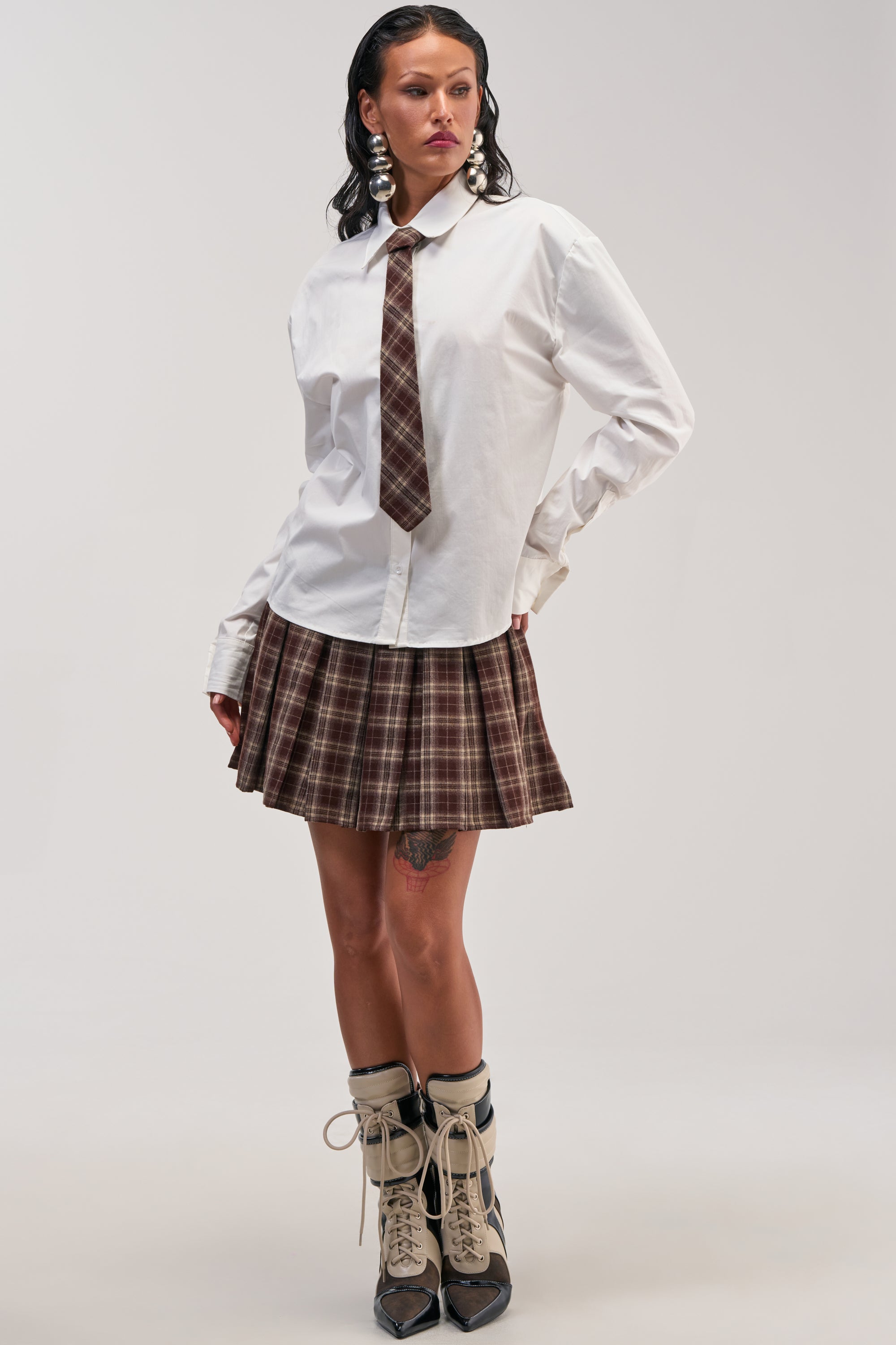 SCHOOL GIRL VIBES MINI SKIRT