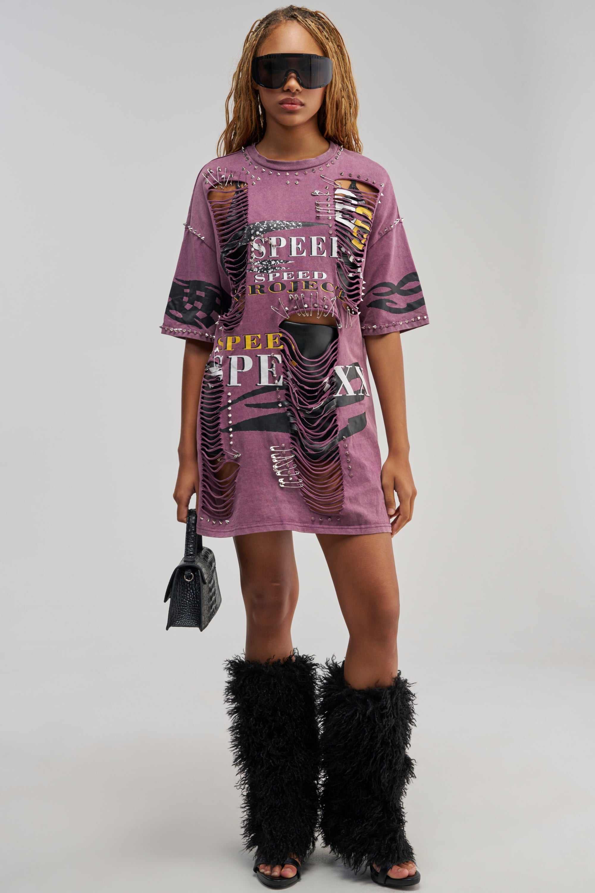 NEVER TOO MUCH DISTRESSED OVERSIZED TEE IN PLUM