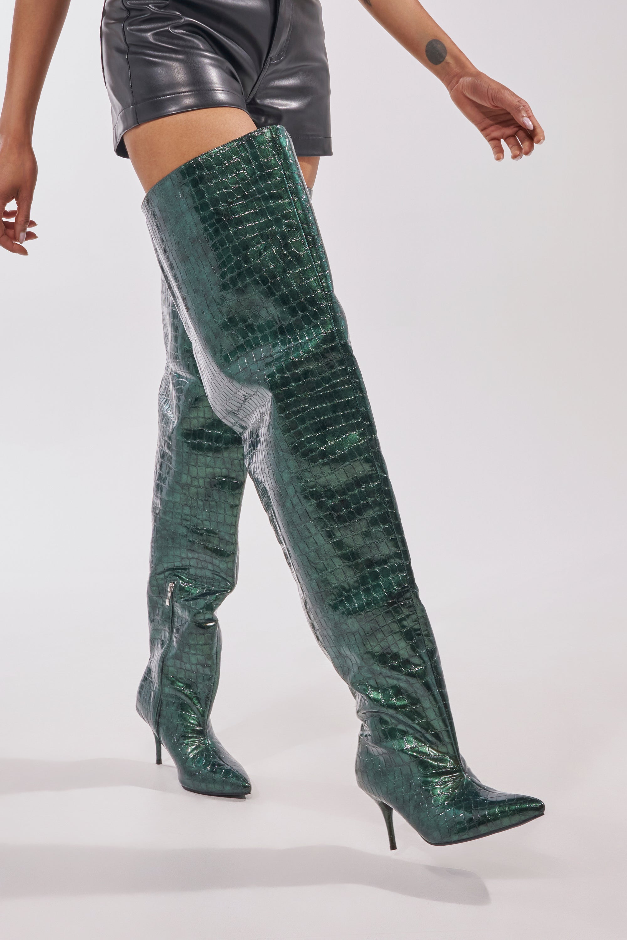 AZALEA WANG HALINA DARK GREEN CROC STILETTO BOOT
