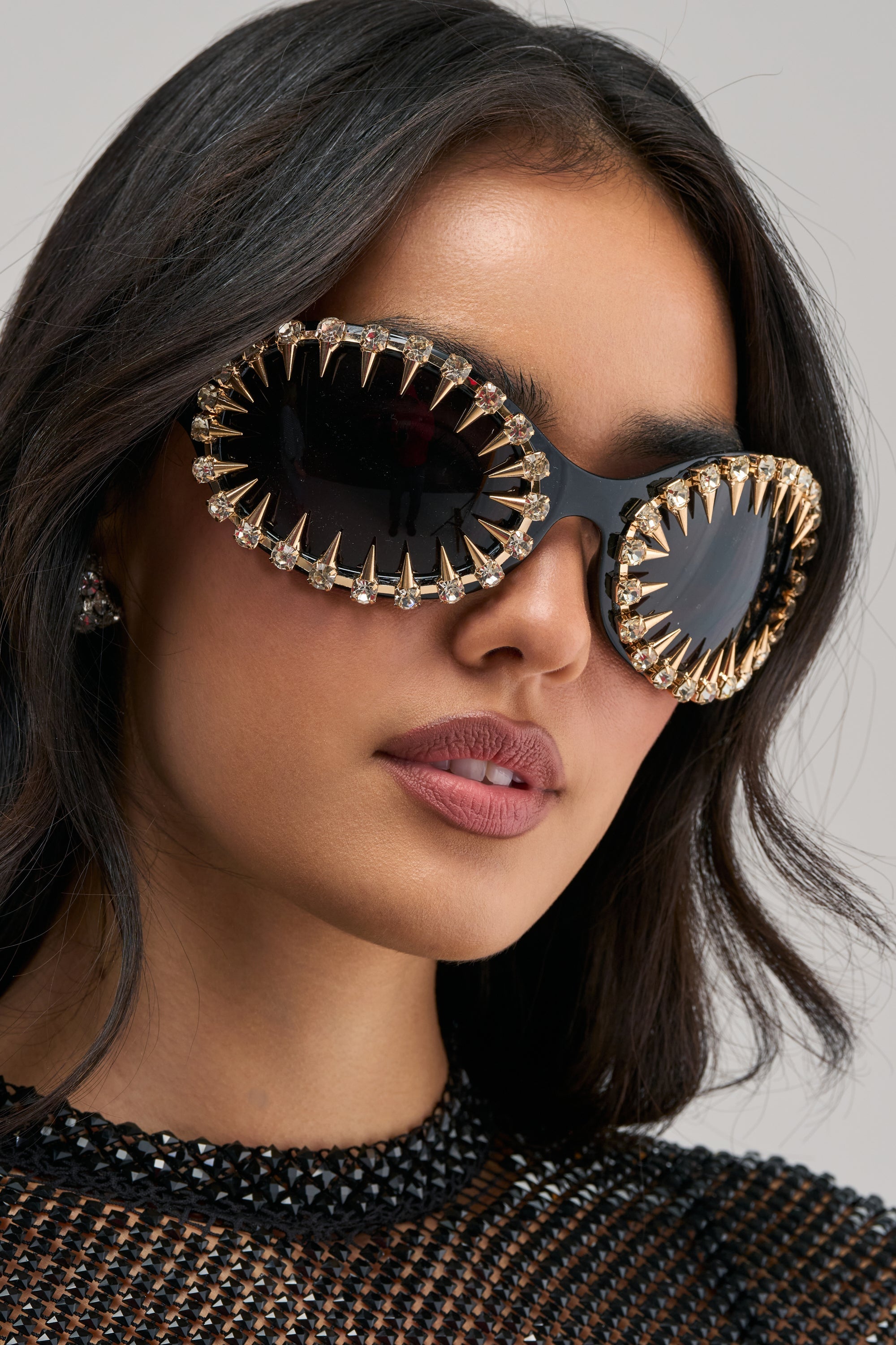 GLAM SPIKE SUNGLASSES