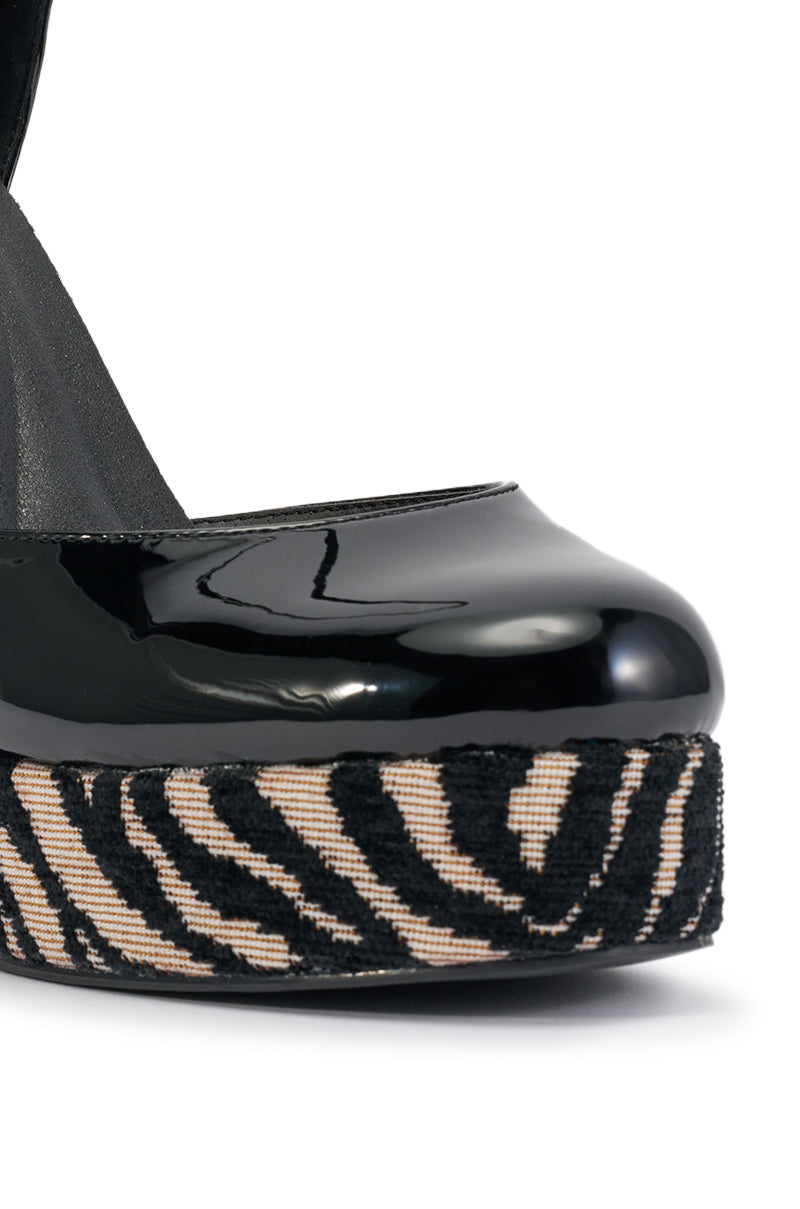 AZALEA WANG INGENIA ZEBRA COLORBLOCKED PUMP