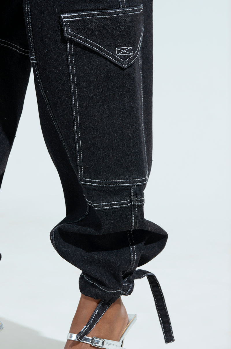 BOUNDLESS CINCH PANT