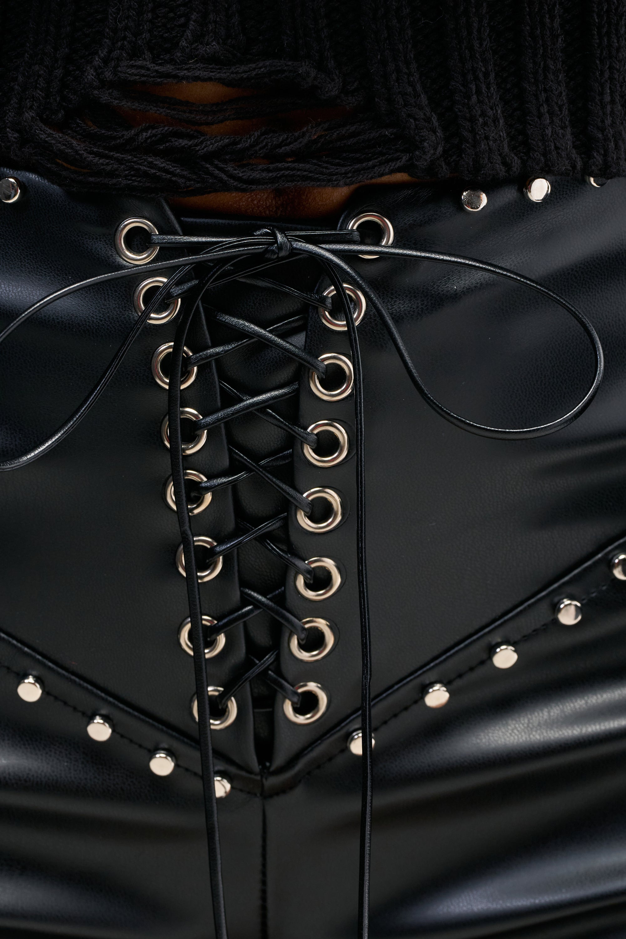 LOVER GIRL FAUX LEATHER SHORT