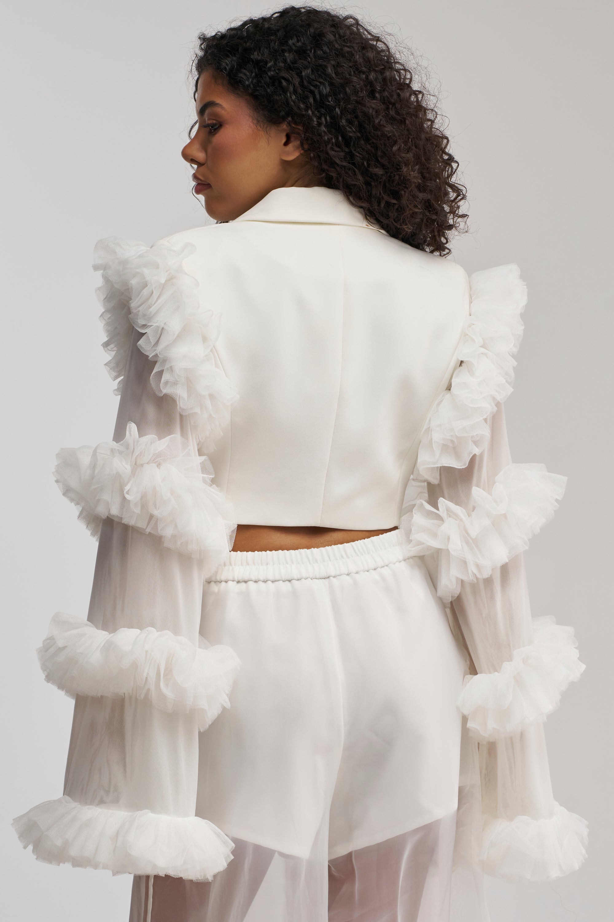 FLORA RUFFLE SLEEVE BLAZER