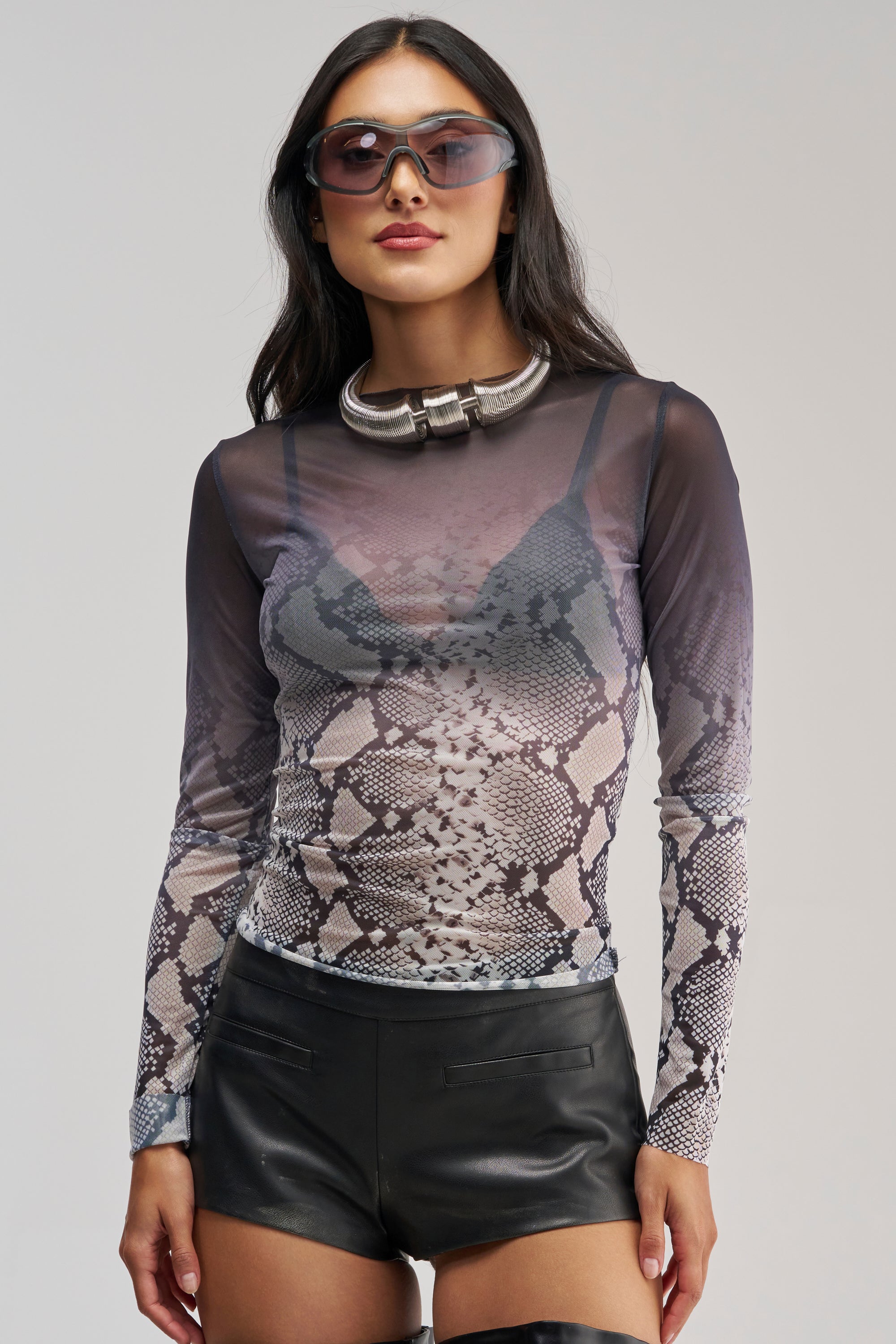 SNAKE EYES OMBRE MESH LONG SLEEVE TOP