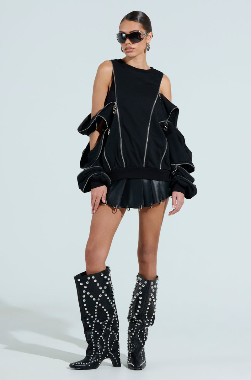 UNZIP ME SWEATSHIRT
