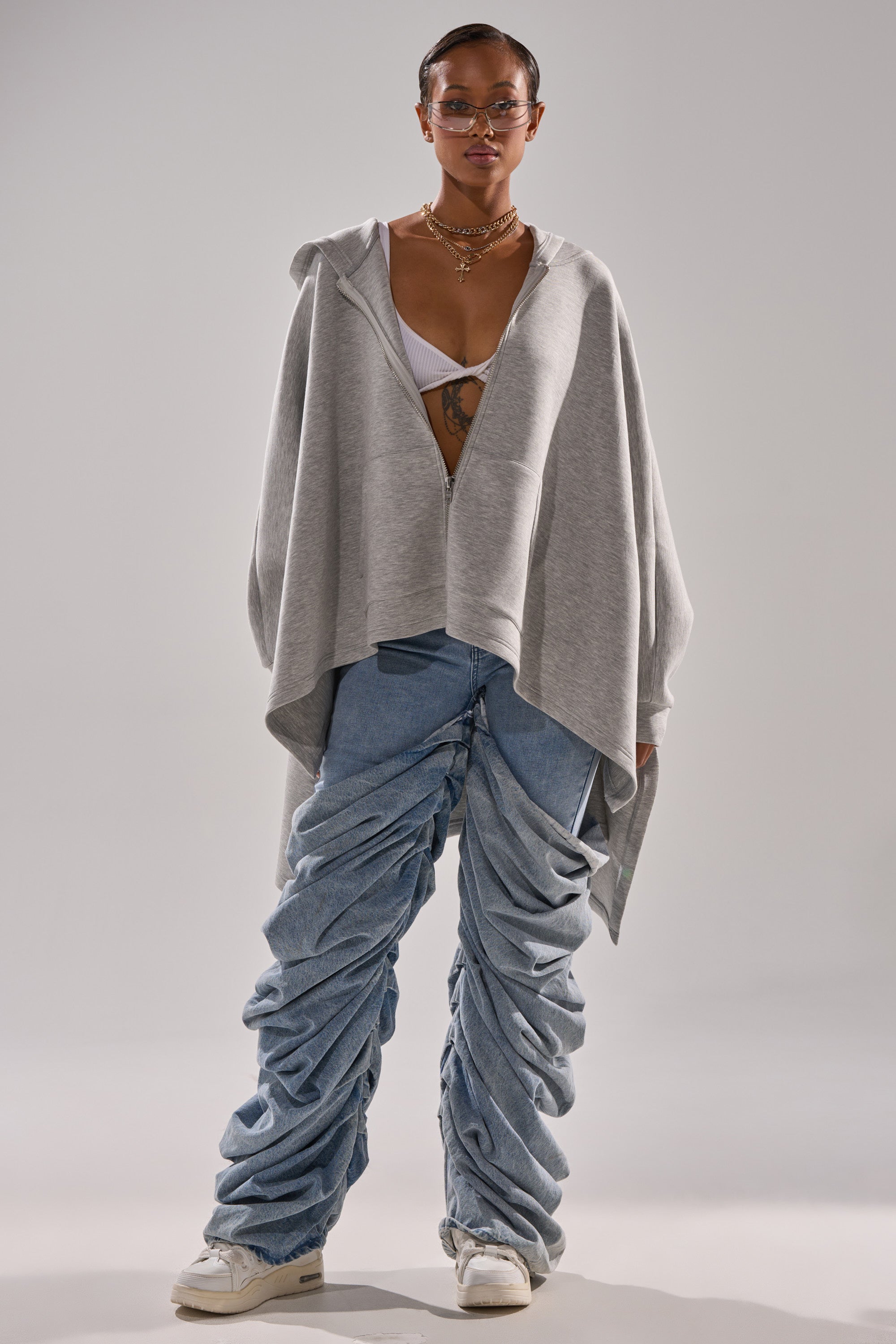 CREW LOVER OVERSIZED ZIP UP SWEATSHIRT