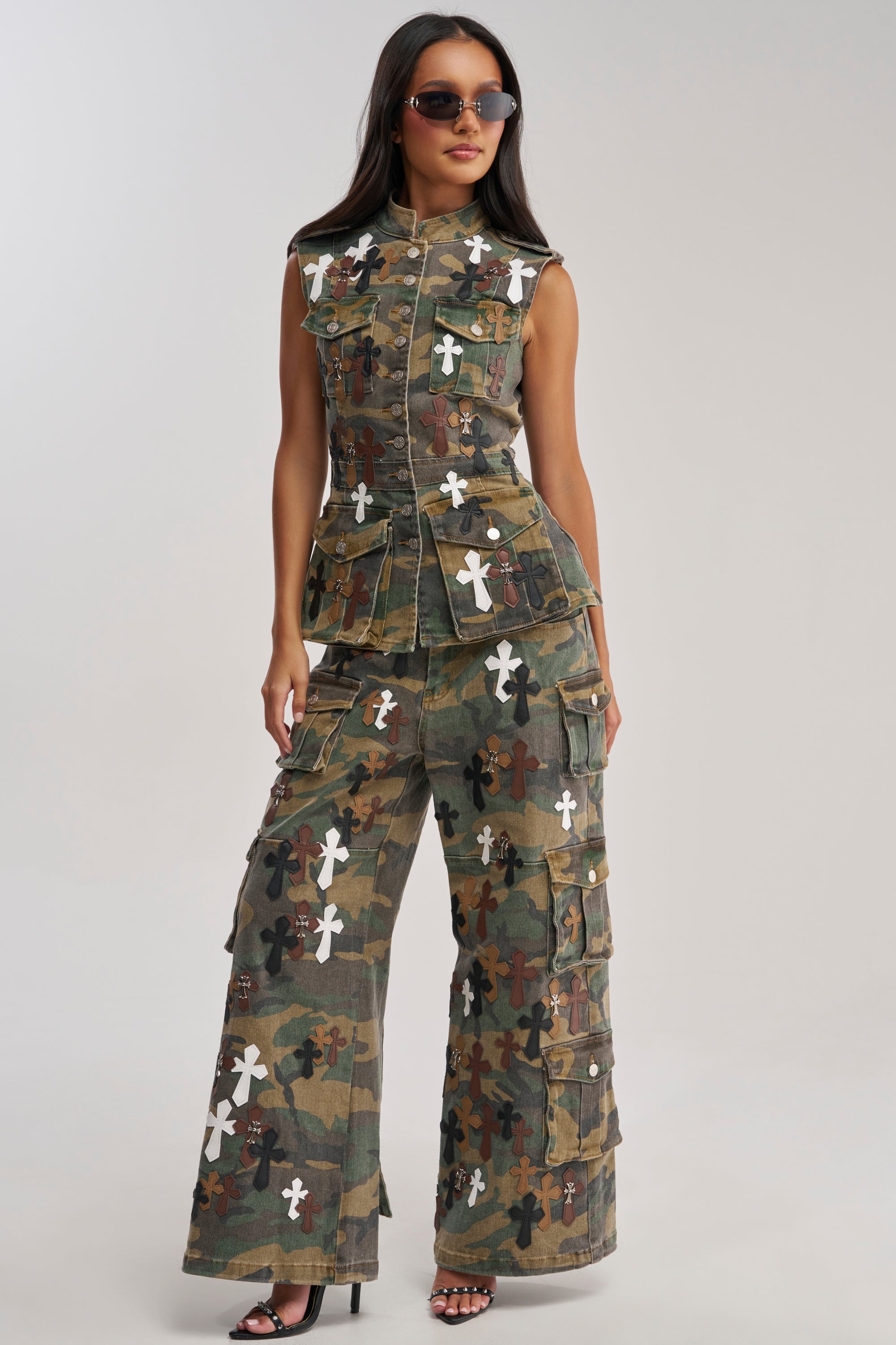 DOWN AND DIRTY CAMO BUTTON DOWN