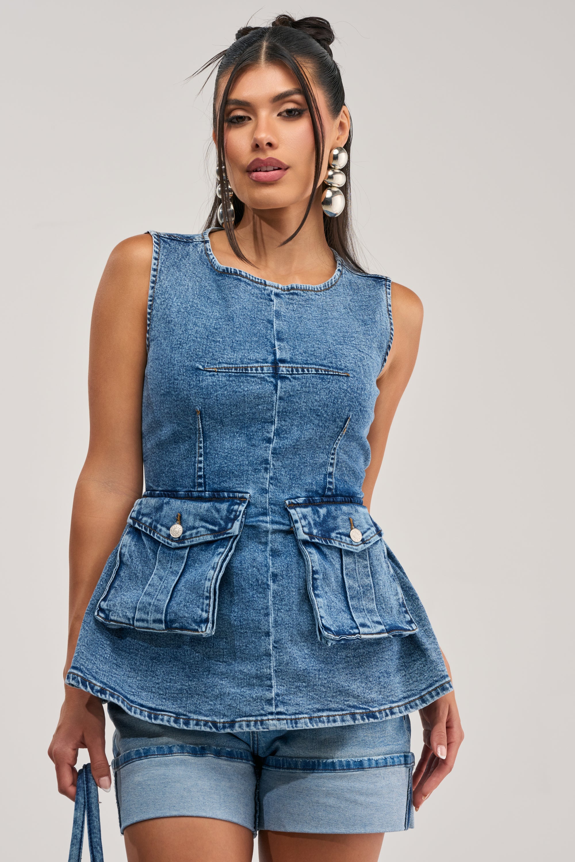 TURN AROUND BLOUSE IN MEDIUM BLUE DENIM