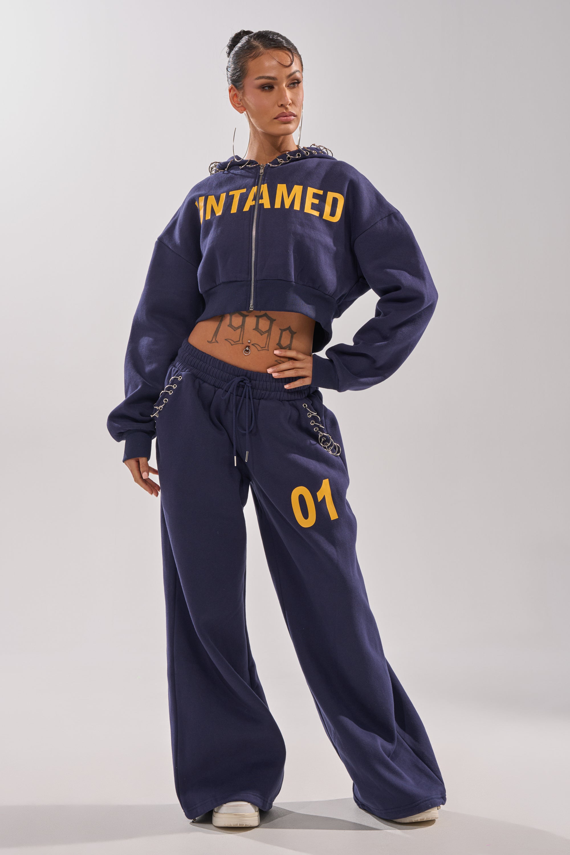 UNTAMED METAL RING JOGGER