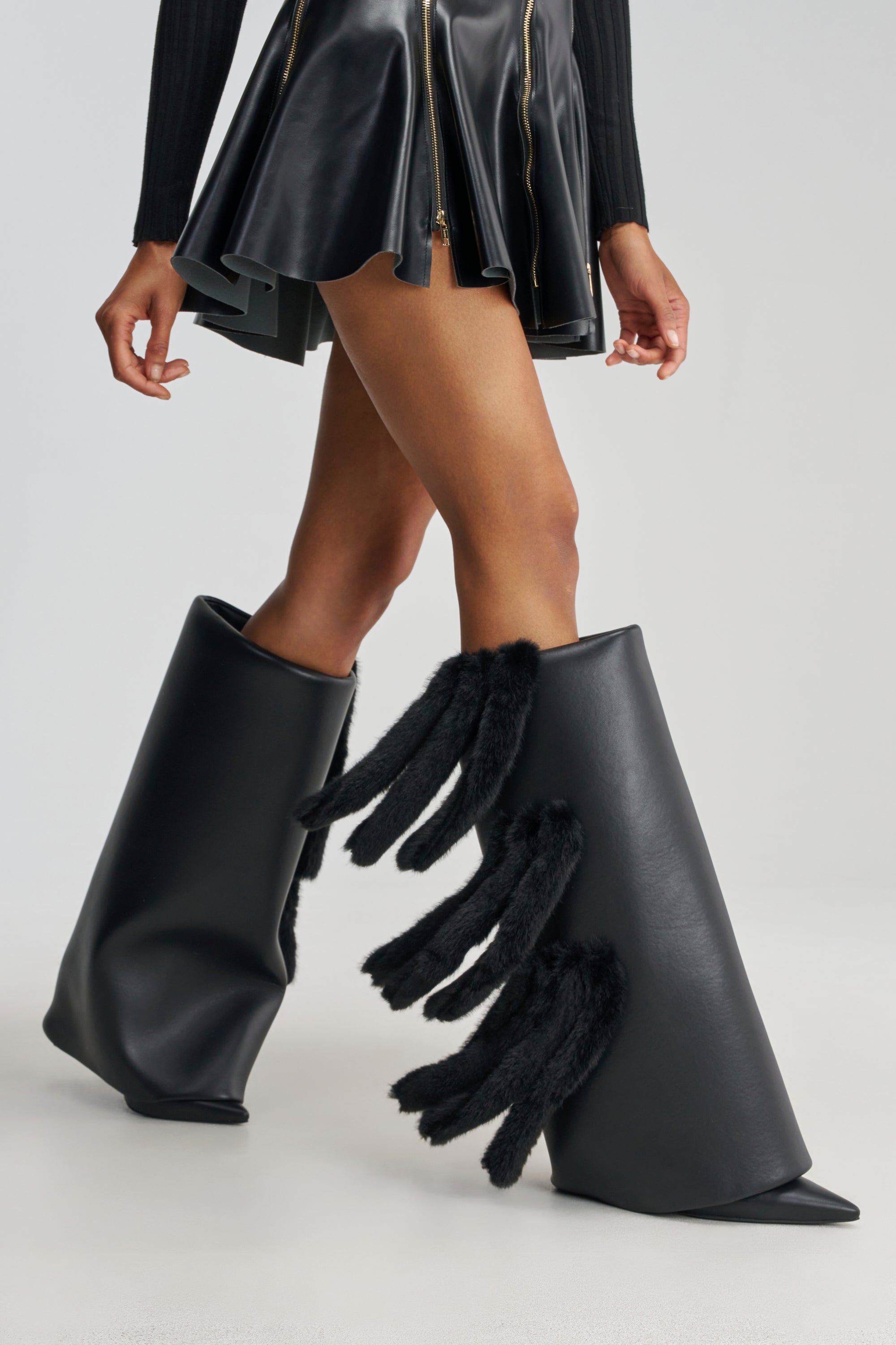 AKIRA GOLD KAIZEN BLACK FUR DETAIL BOOT