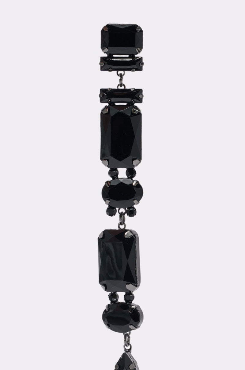 THE DRAMA BLACK STONE DANGLE EARRING