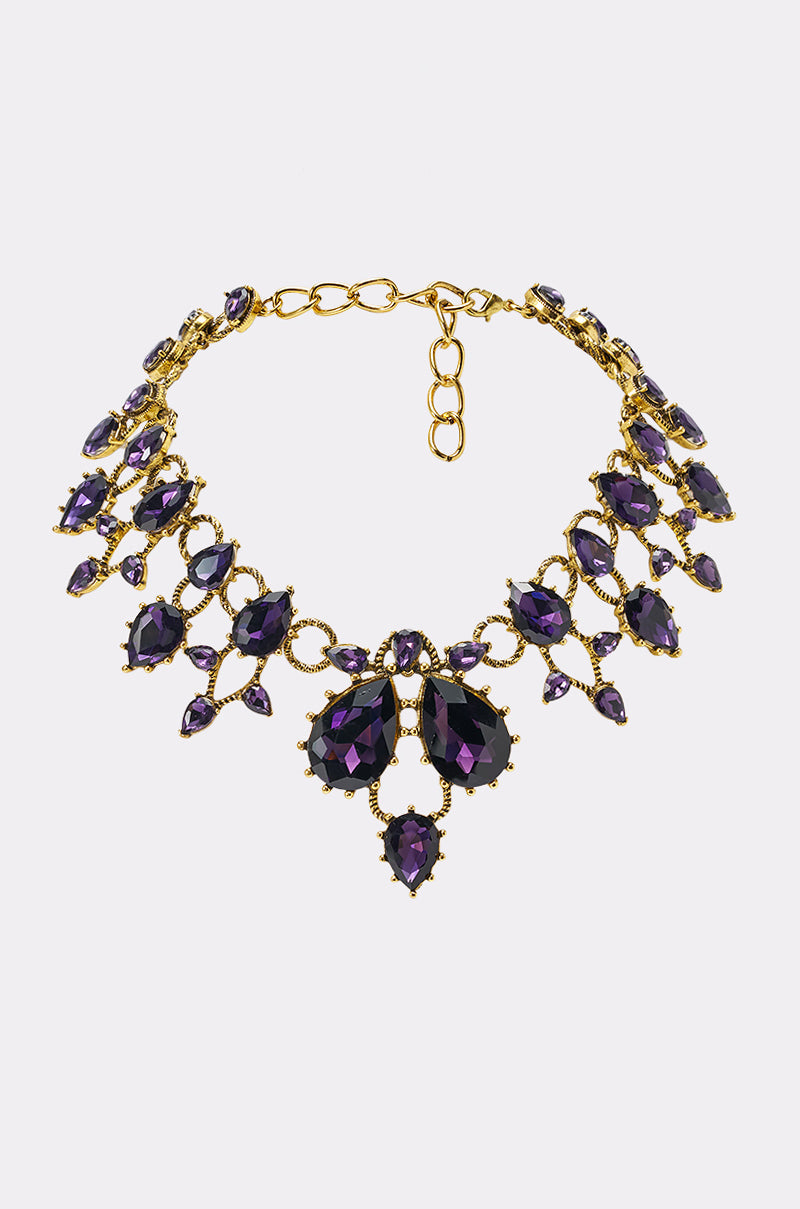 ON TREND STATEMENT NECKLACE