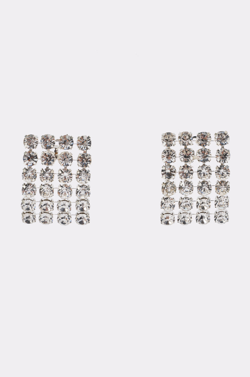 ON THE RUNWAY STATEMENT EARRING