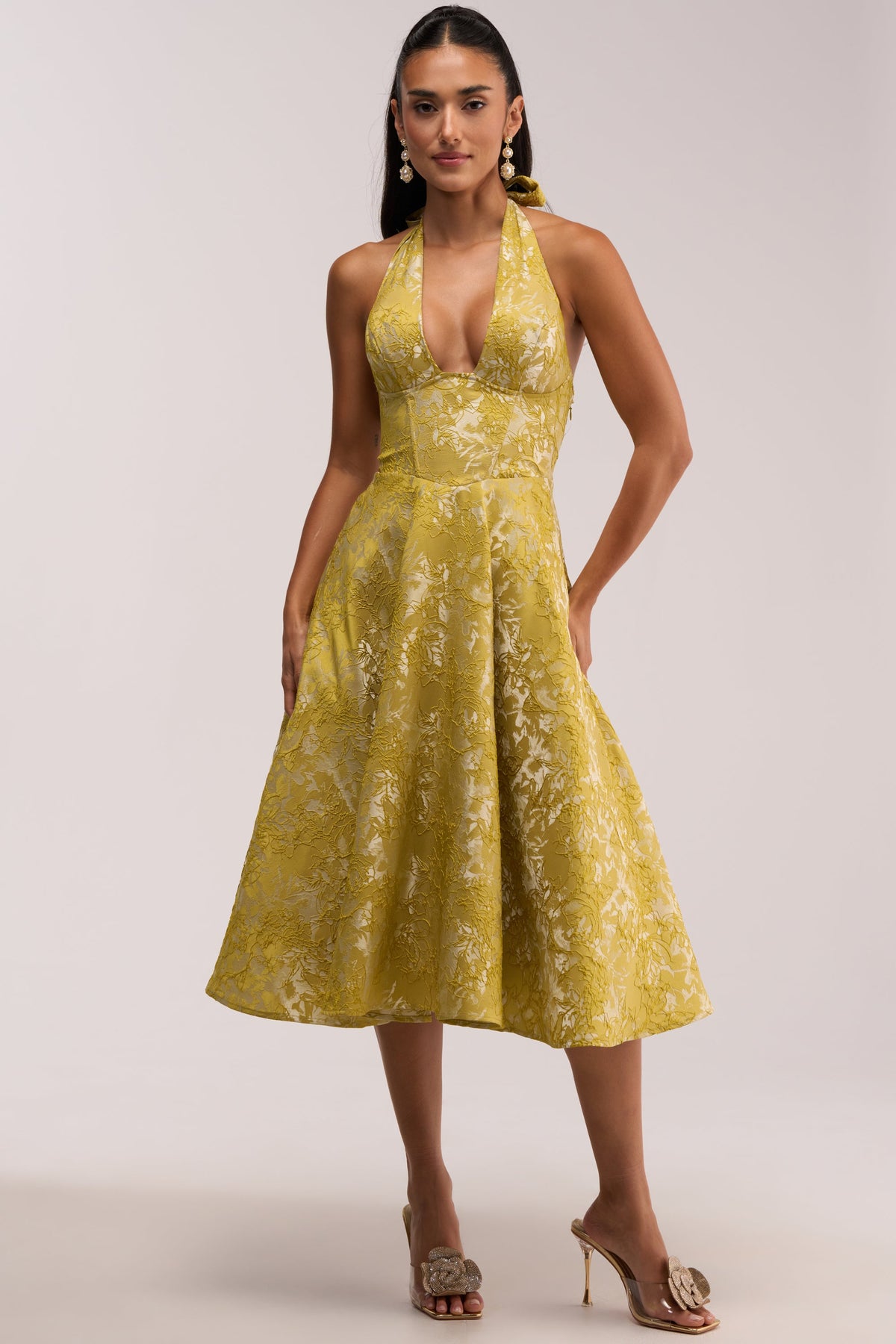 SWEET CAROLINE HALTER MIDI DRESS IN GREEN