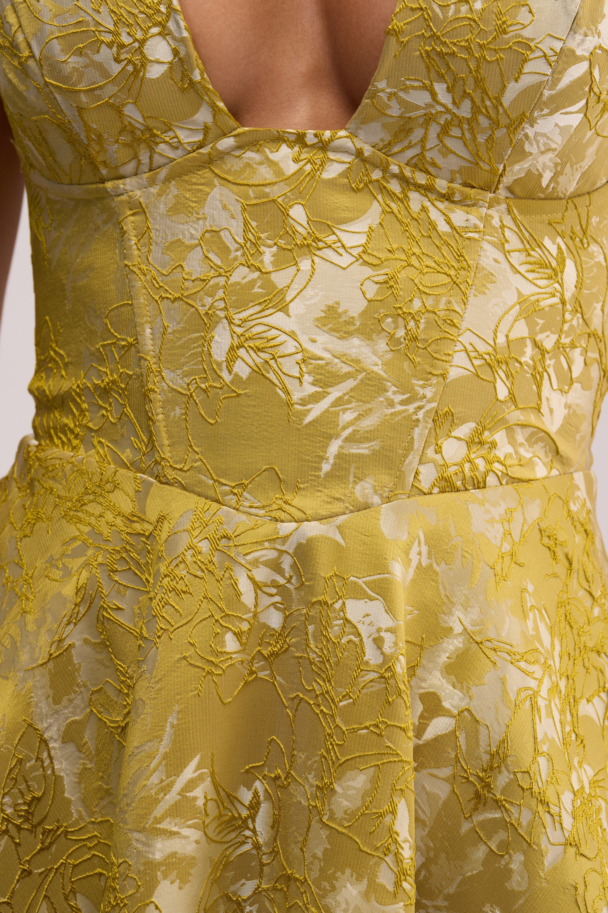 SWEET CAROLINE HALTER MIDI DRESS IN GREEN