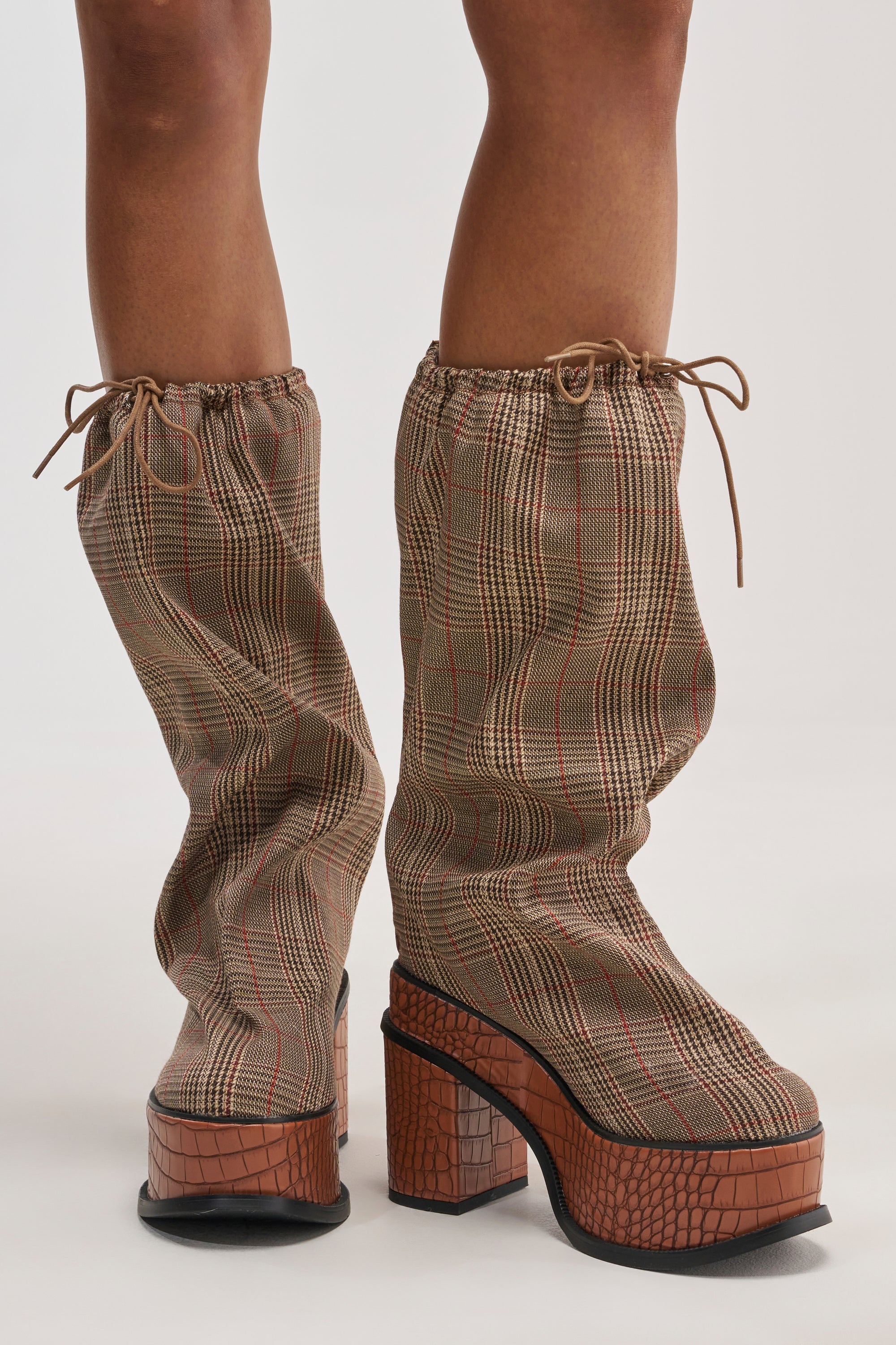 AZALEA WANG LESLIE PLAID BLOCK PLATFORM SLOUCHY BOOT