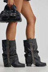 AZALEA WANG MELT BLACK SQUARE TOE BOOTIE