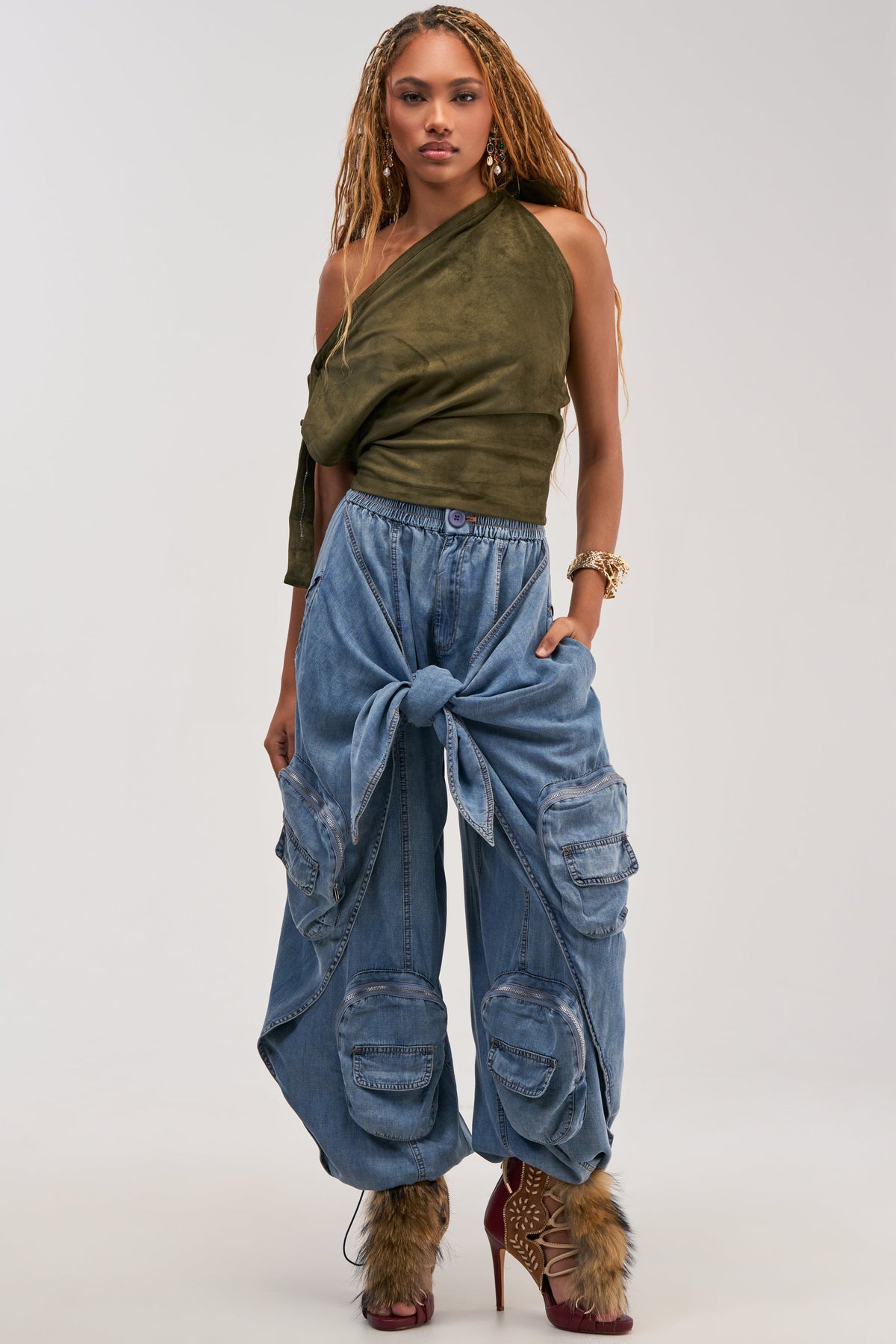 DO THE MOST TIE FRONT PANT IN DENIM